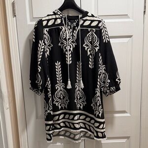 Chic Black and White Patterned Midi Dress